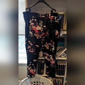 Shein+ floral pointe pant